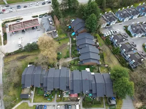 Flat Roof Torch-On — Full flat roof section mid-application.